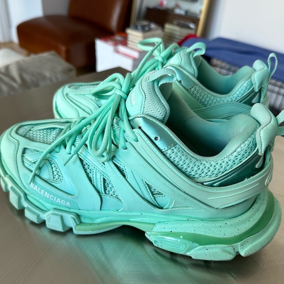 Men’s Balenciaga Tracks - Picture 1 of 5